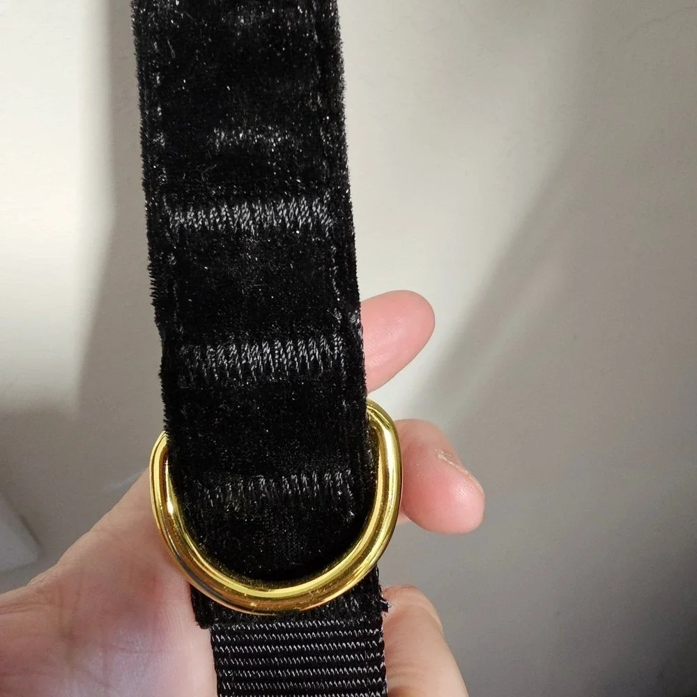 Bootique Black Velvet Dog 6 Foot‎ Lead with Gold Stud Hardware